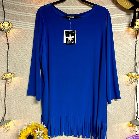 Antthony Tops - Antthony Original Blue blouse tunic fringe bottom cool material drapes nicely